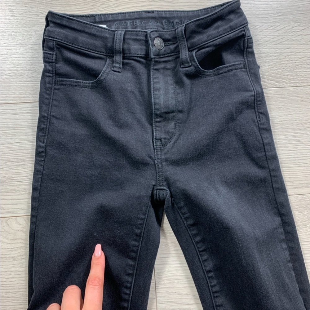 AEO Black Distressed Super Hi-Rise Jegging - Picture 7 of 15